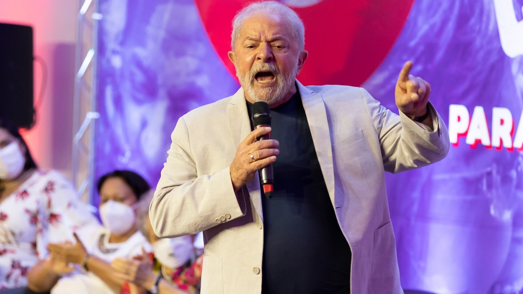 Luiz Inácio Lula da Silva participates in meetings with women during his pre-candidacy for the presidency of the Brazil in São Paulo on October 3, 2022. Photo: Isaac Fontana.