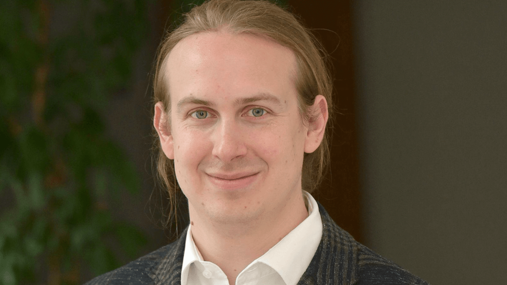 Robert Huber is Professor of Political Science Methods at the University of Salzburg.