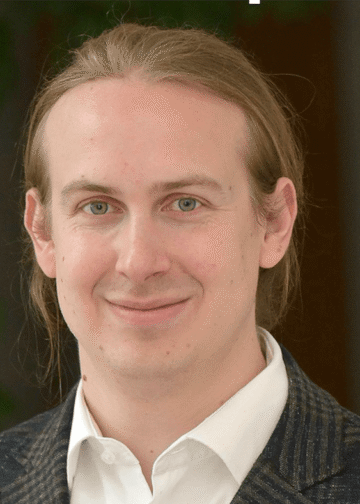 Robert Huber is Professor of Political Science Methods at the University of Salzburg.