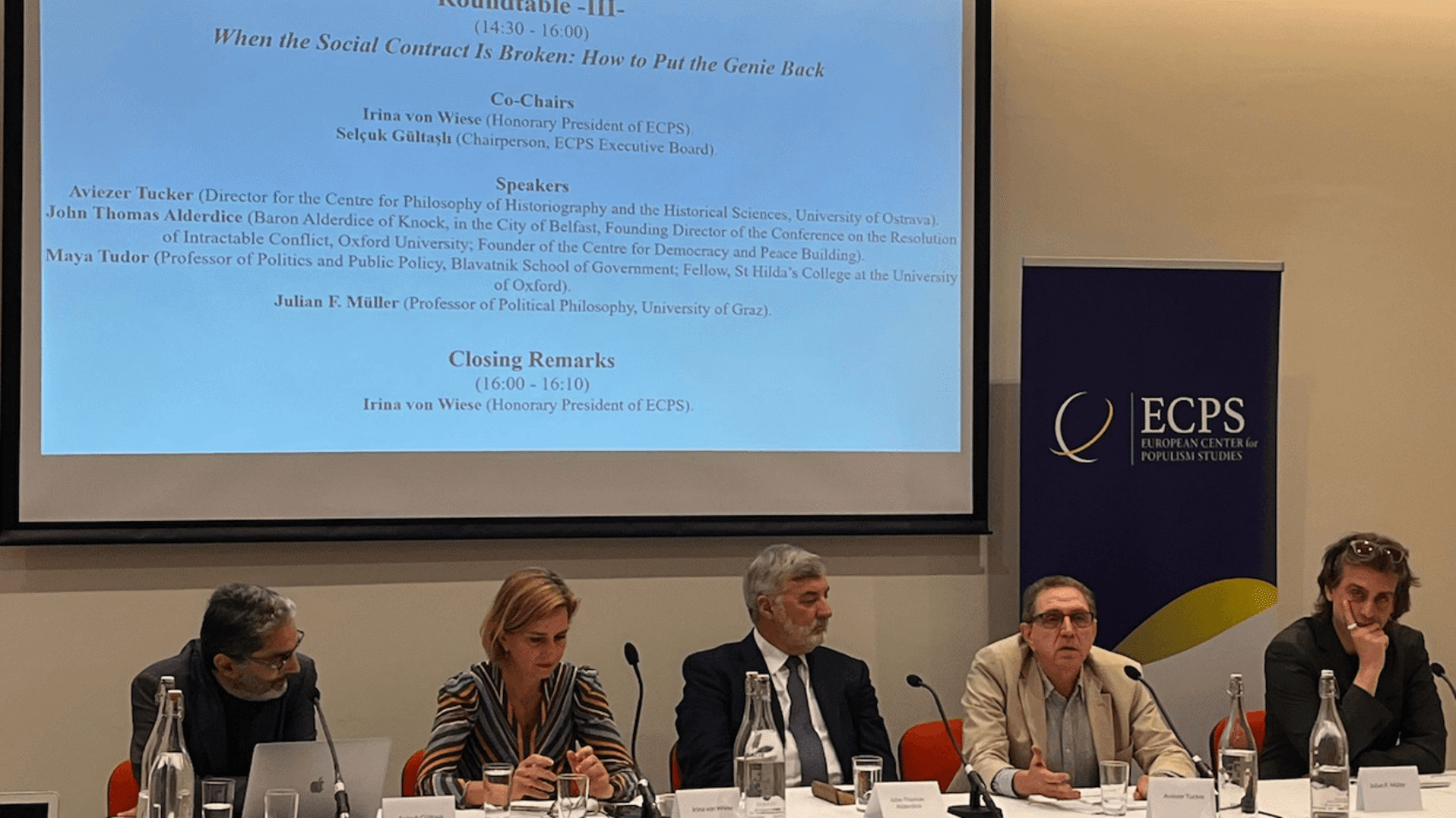 Scholars and thought leaders reflect on repairing democratic trust at Roundtable III of the ECPS Conference 2025, titled “When the Social Contract Is Broken: How to Put the Genie Back.” Featuring Aviezer Tucker, Baron John Alderdice, and Julian F. Müller, co-chaired by Irina von Wiese and Selçuk Gültaşlı at St Cross College, Oxford.