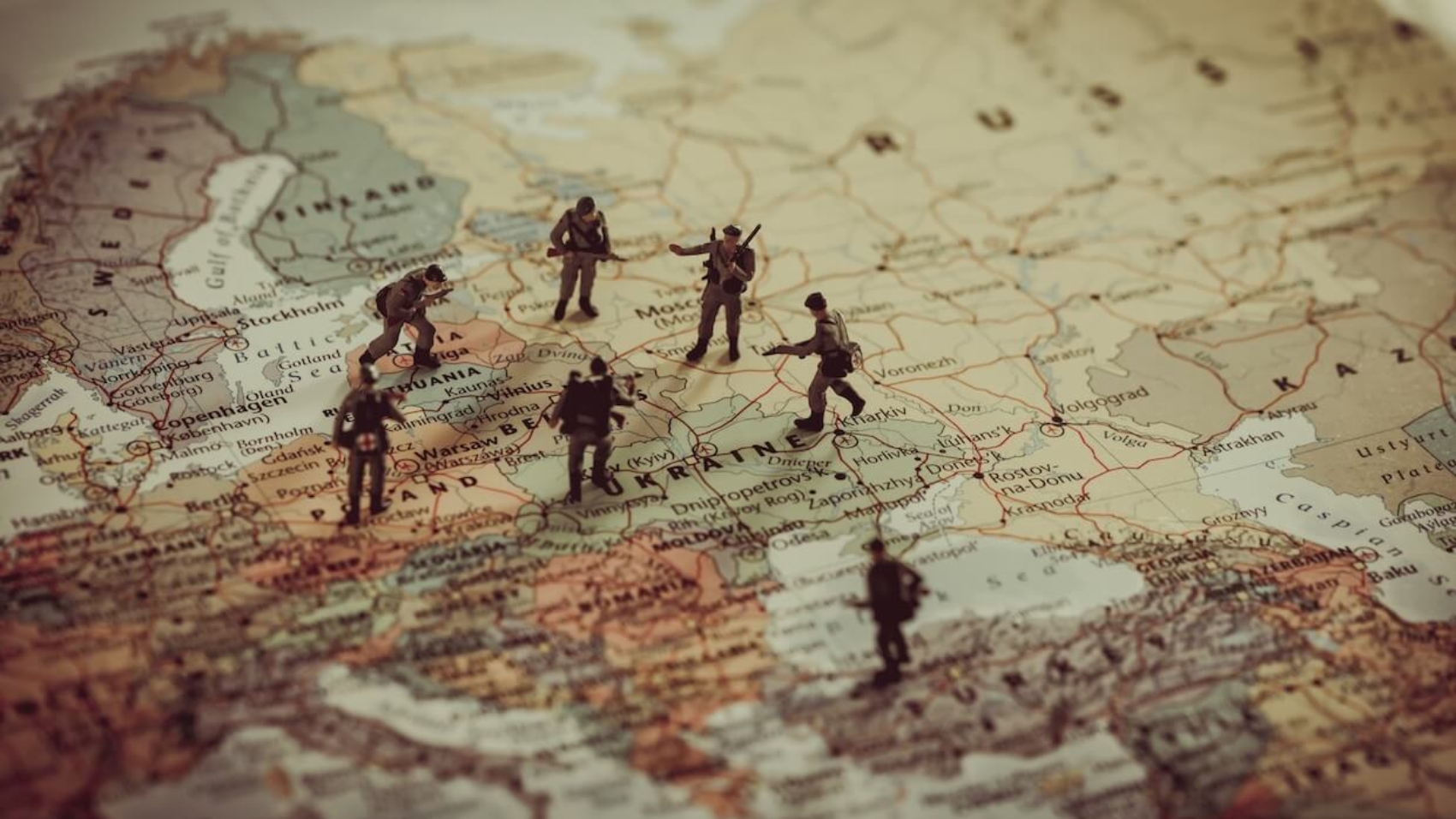 The ongoing Russia-Ukraine war and its implications for EU defense policies.”
Photo: Kirill Makarov.