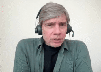 Professor Richard Youngs is a Senior Fellow in the Democracy, Conflict, and Governance Program at Carnegie Europe and Professor of International Relations at the University of Warwick.