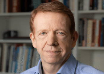 Dr. Thomas Carothers.