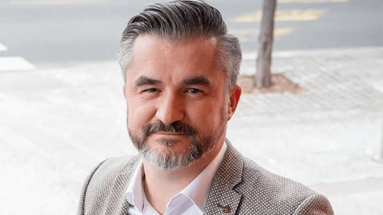 Professor Tomaž Deželan.