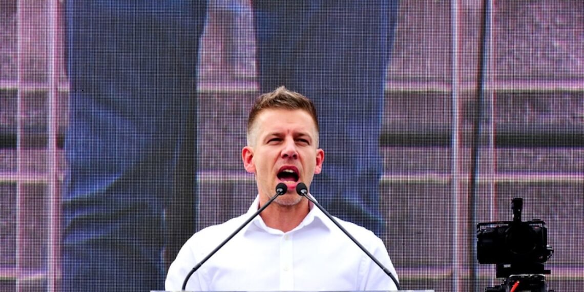 Péter Magyar.