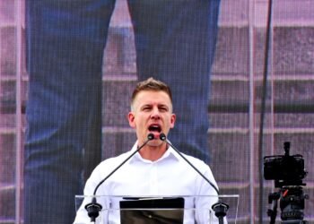 Péter Magyar.