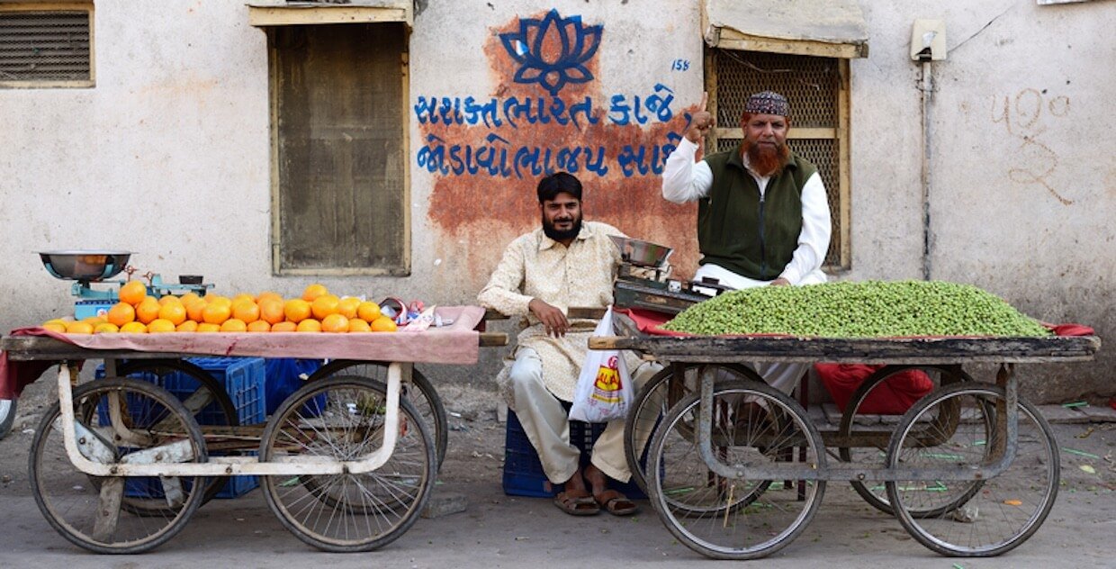 Muslim fruit vendors 