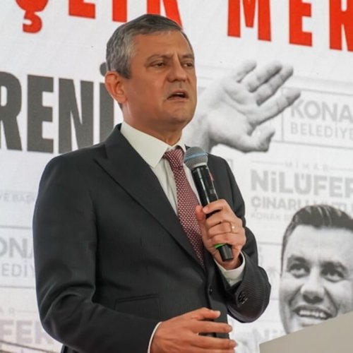 &Ouml;zg&uuml;r &Ouml;zel, leader of Turkey&rsquo;s main opposition CHP and a recent target of political judicial intervention, attends the inauguration of a cultural center named after the late Manisa Metropolitan Mayor Ferdi Zeyrek. Photo: Idil Toffolo / Dreamstime.