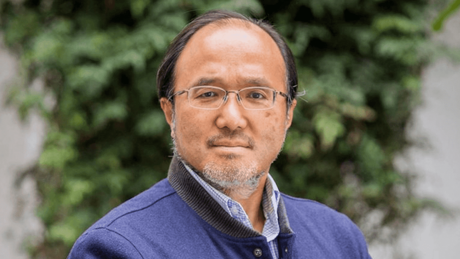Professor Martín Tanaka.