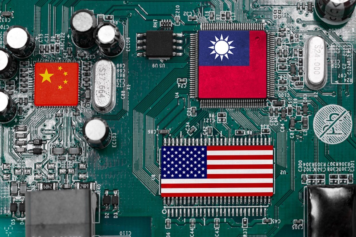 The flags of Taiwan, the United States, and China.