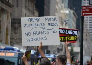 Anti-Trump protesters.