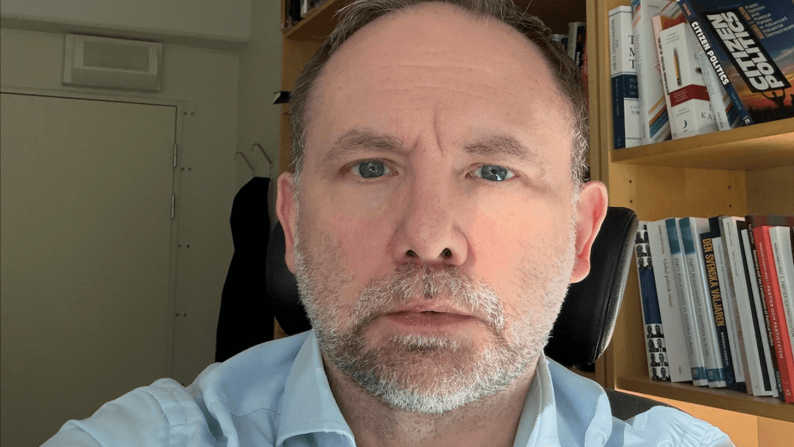 Associate Professor Karl Loxbo.