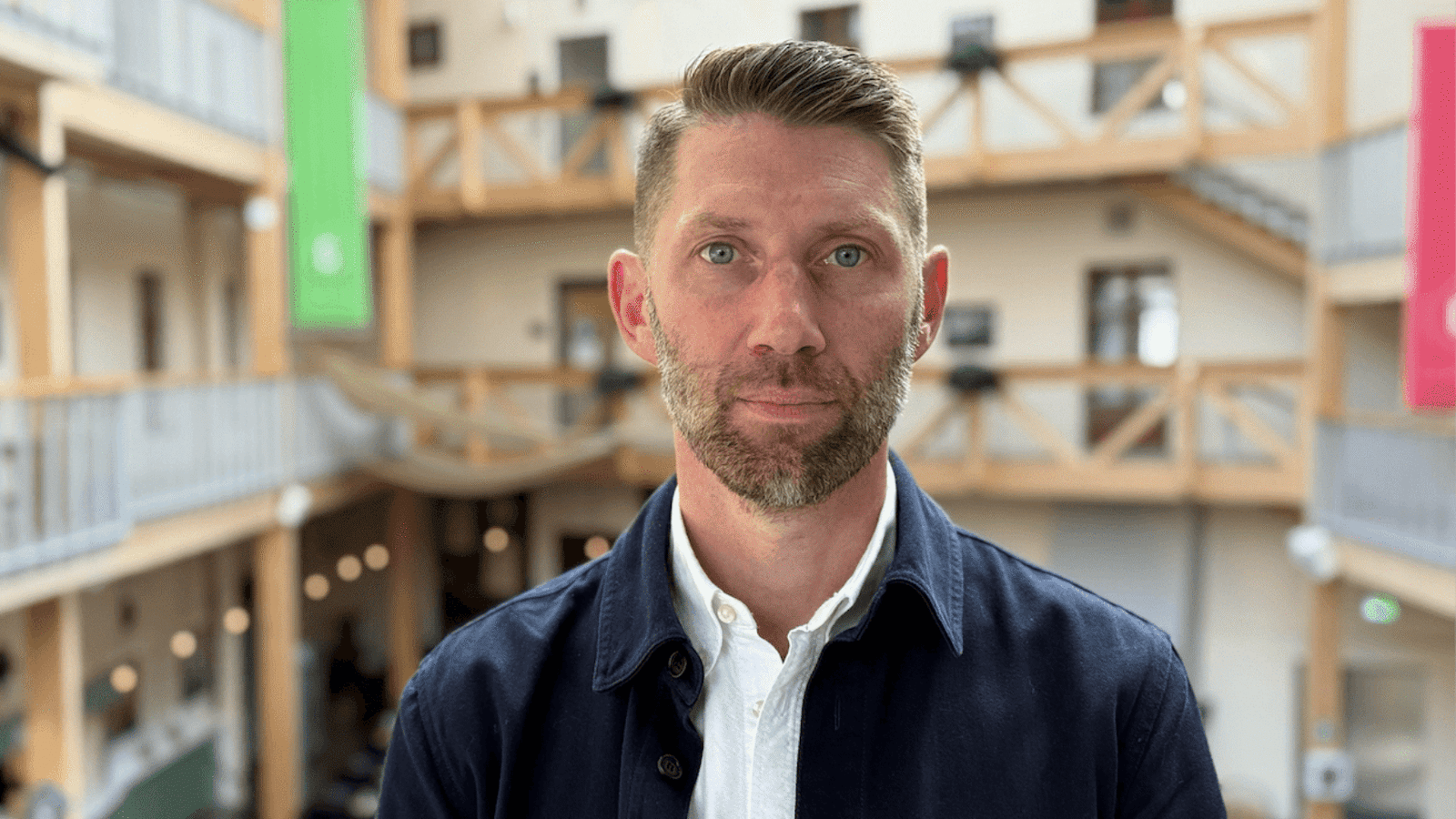 Professor Niklas Bolin.
